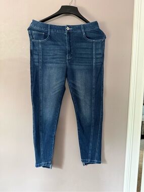 HALARA Indigo Skinny Jeans with Faded Detailing